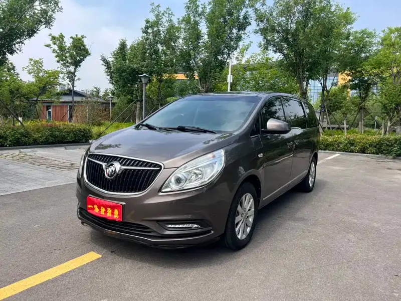 Buick GL8, 2019