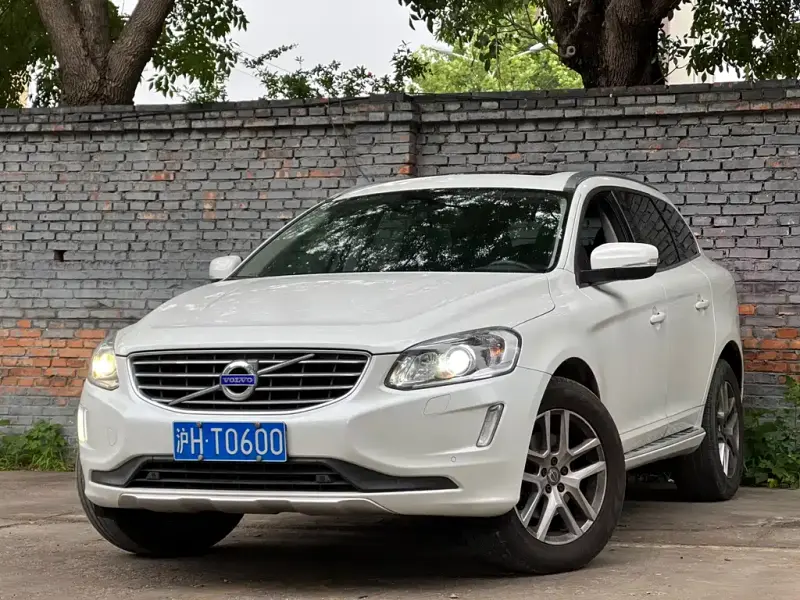 Volvo XC60, 2016