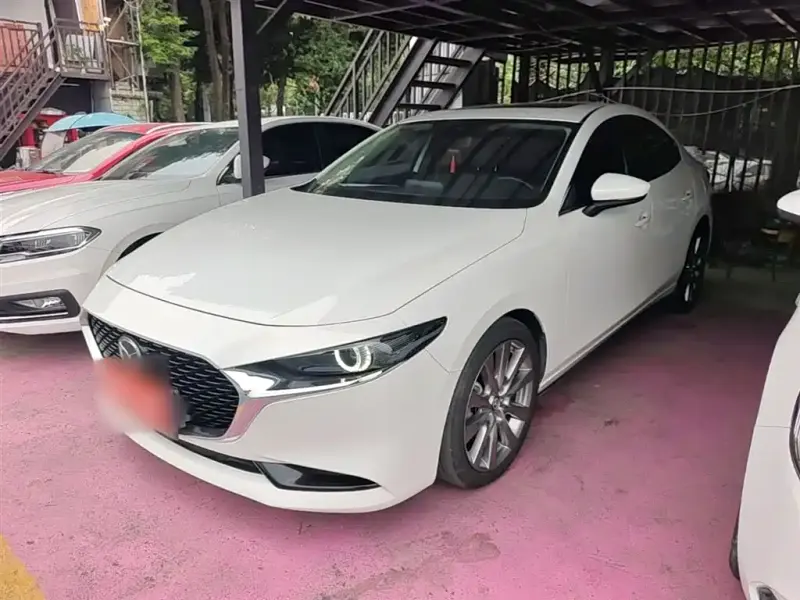 Mazda 3 Axela, 2022