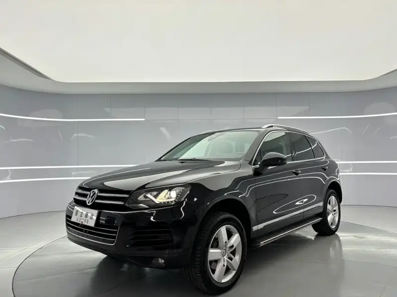 Volkswagen Touareg, 2013