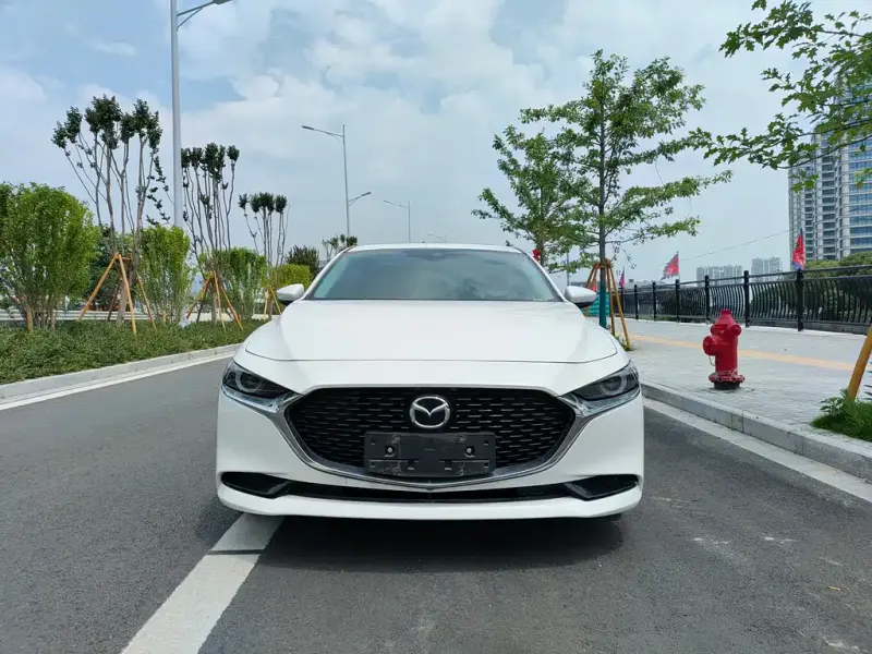 Mazda 3 Axela, 2024