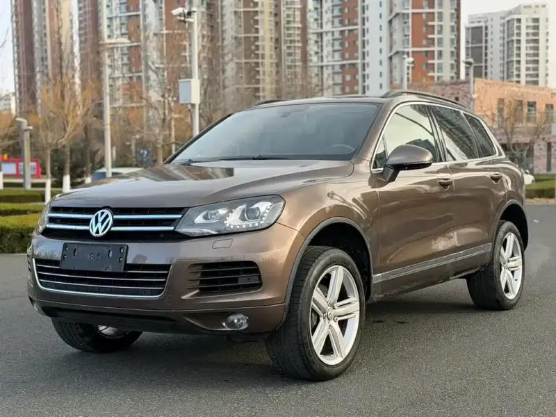 Volkswagen Touareg, 2015