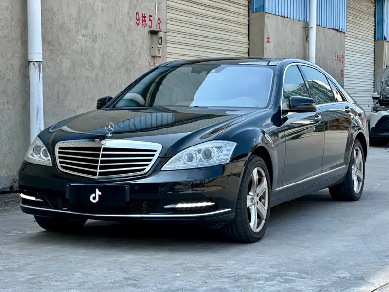 Mercedes-Benz S-Class, 2010