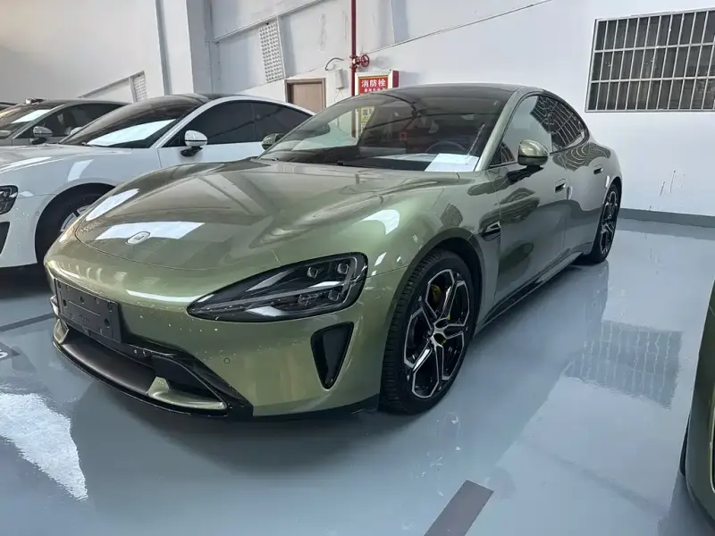 Xiaomi SU7, 2025