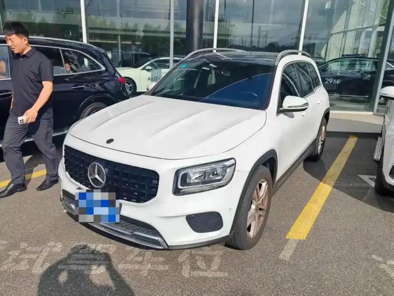 Mercedes-Benz GLB, 2021
