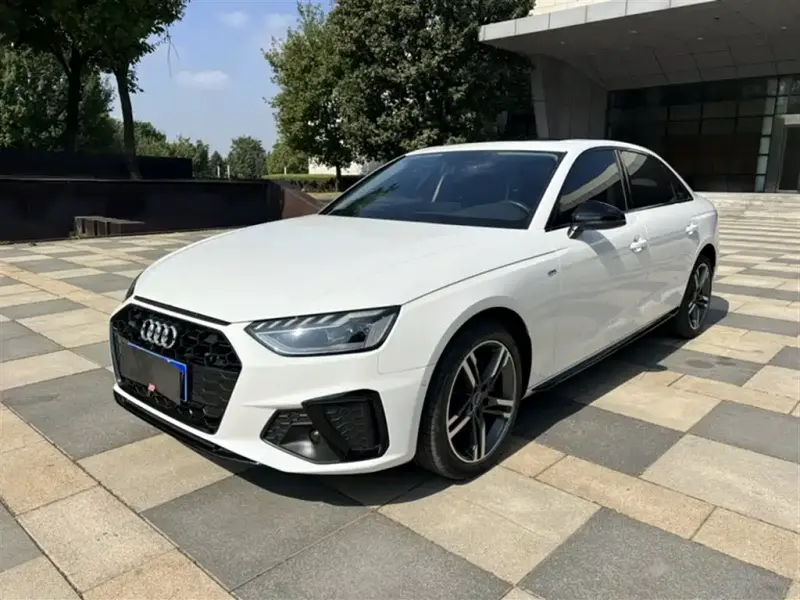 Audi A4L, 2022
