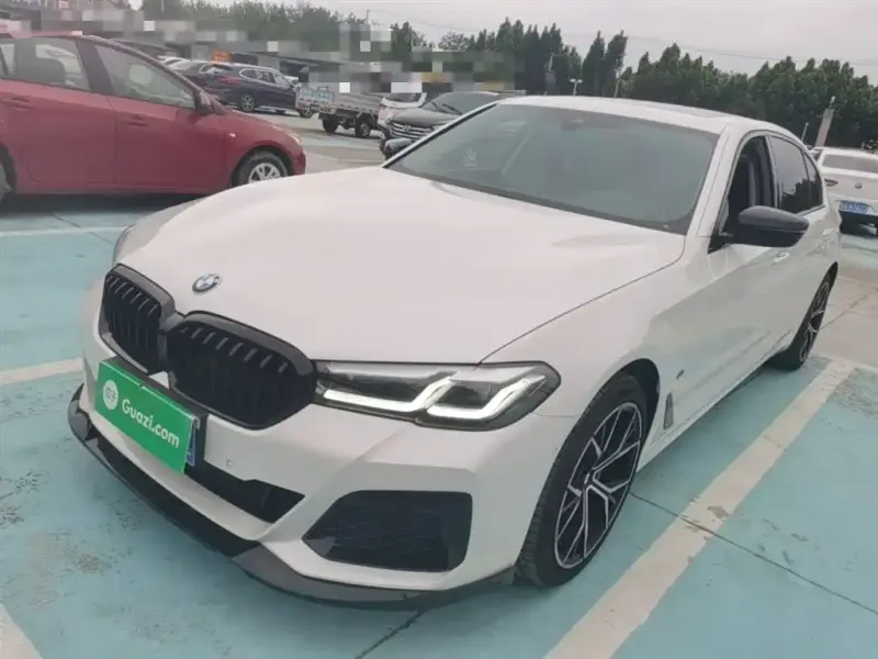 BMW 5 Series, 2022