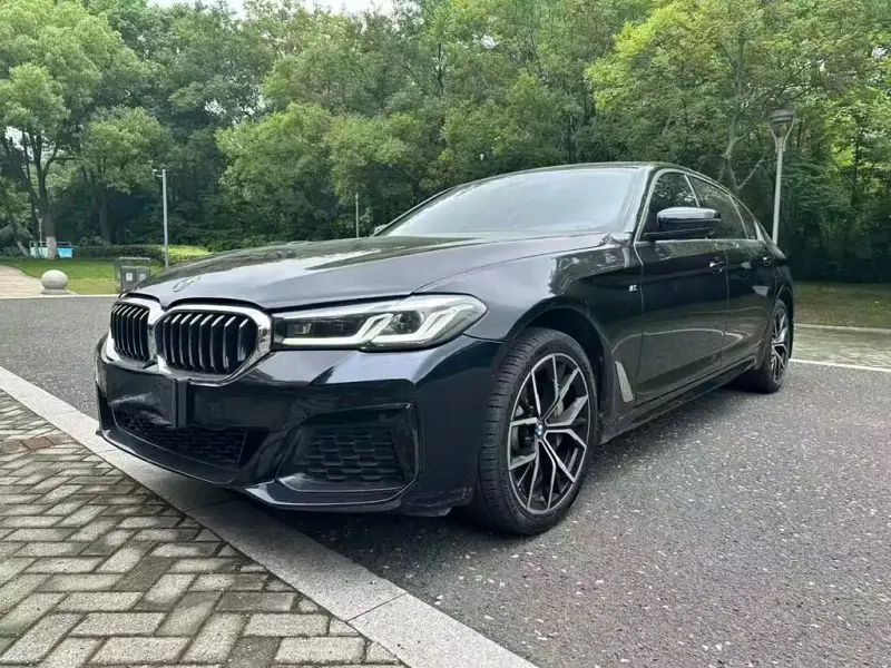 BMW 5 Series, 2022