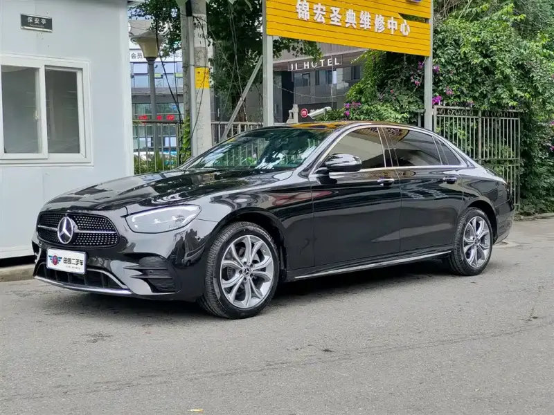 Mercedes-Benz E-Class, 2022