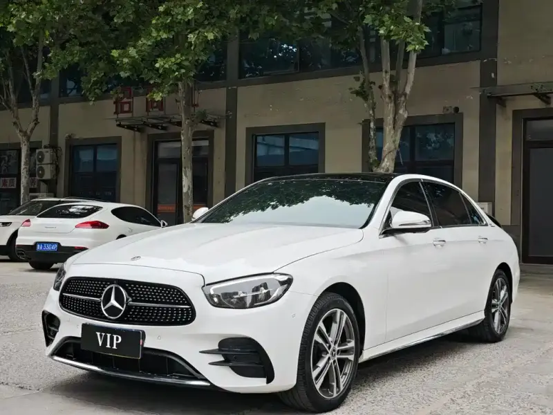 Mercedes-Benz E-Class, 2023