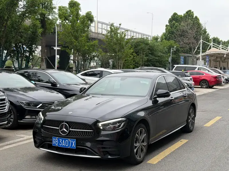 Mercedes-Benz E-Class, 2022