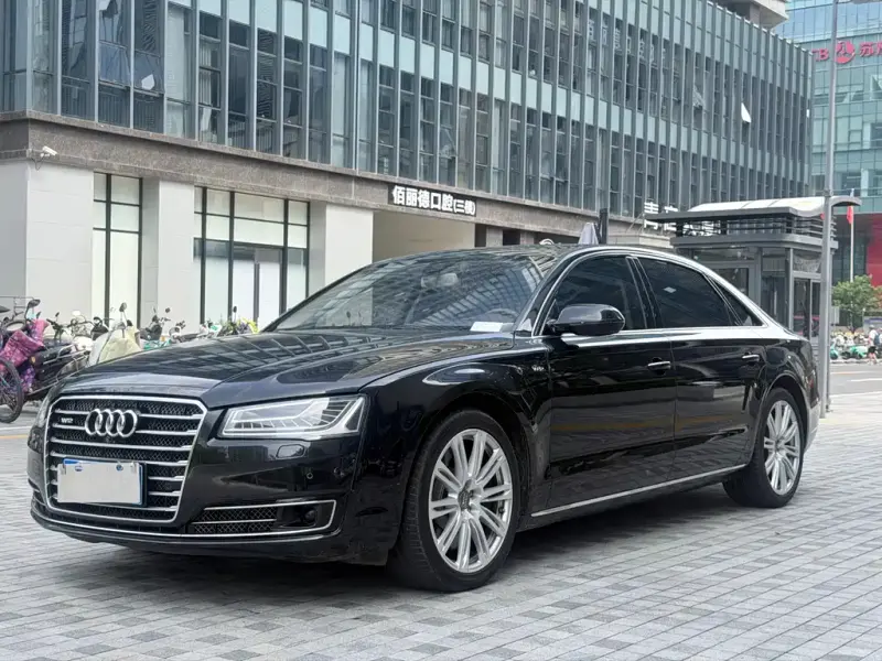 Audi A8, 2016