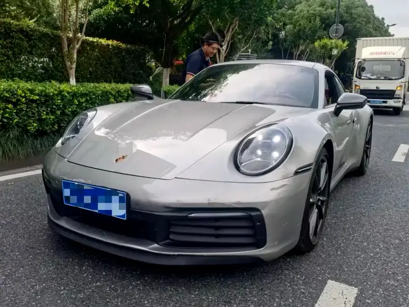 Porsche 911, 2023