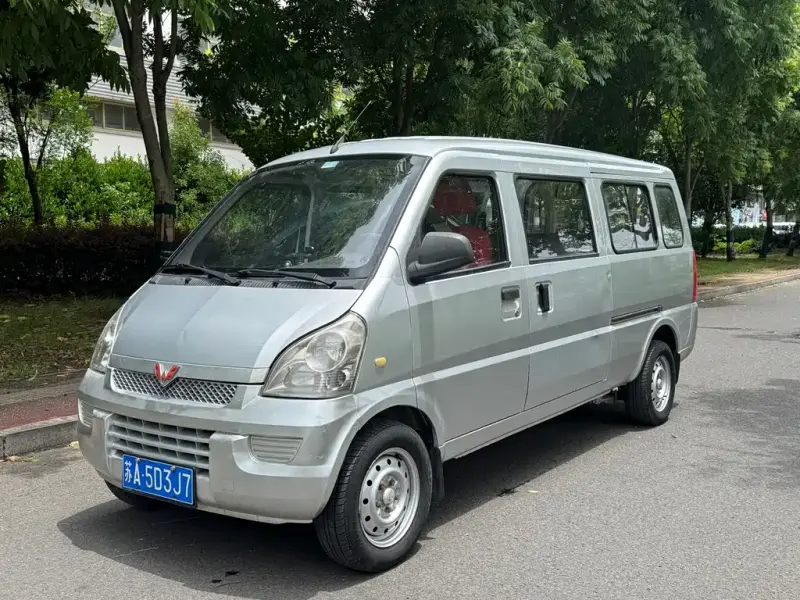 Wuling Rongguang, 2016