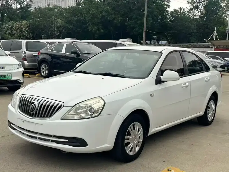 Buick Excelle, 2015