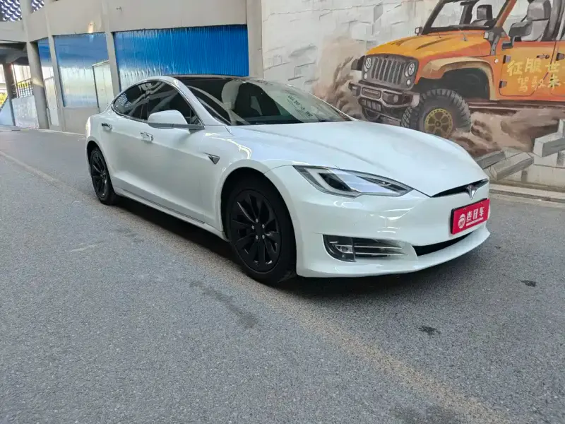 Tesla Model S, 2017