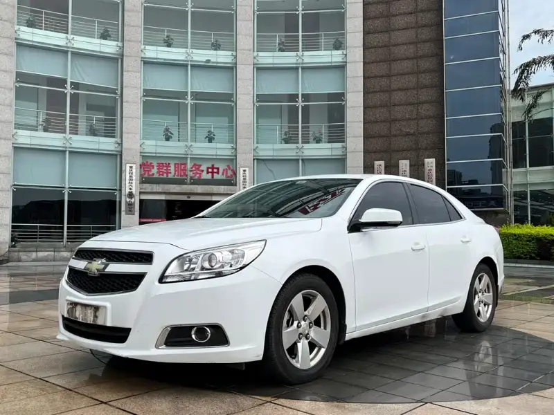 Chevrolet Malibu, 2015