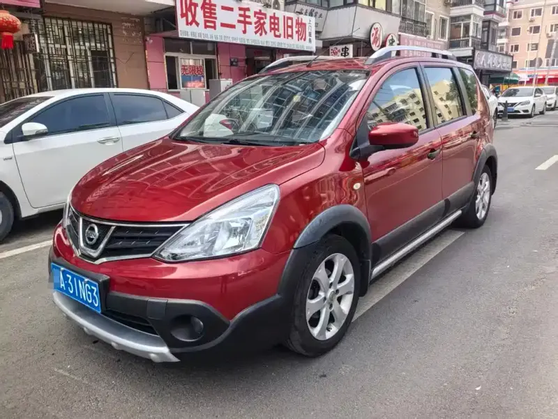 Nissan Livina, 2015