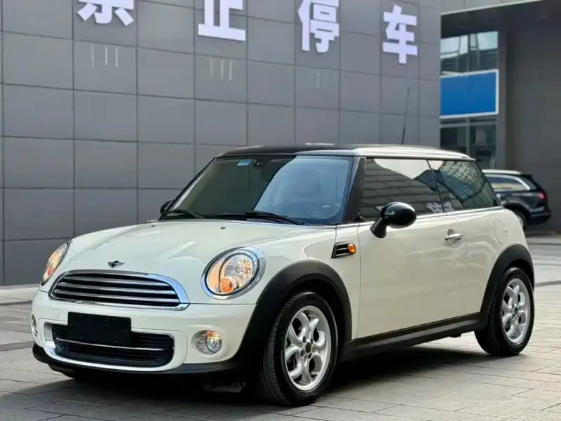 MINI Mini, 2014
