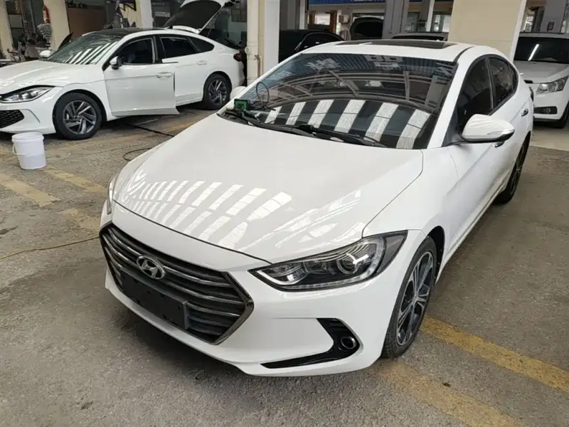 Hyundai Elantra, 2019