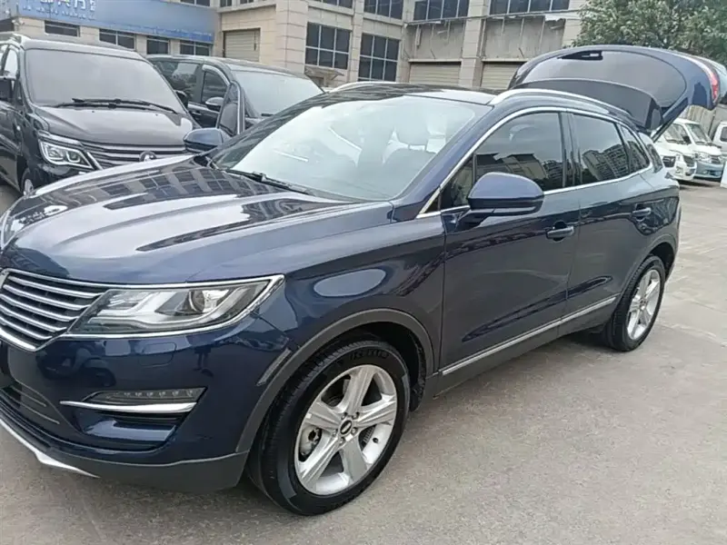 Lincoln MKC, 2018