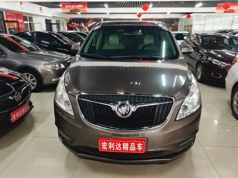 Buick GL8, 2018