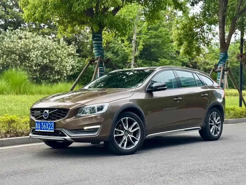 Volvo V60, 2016