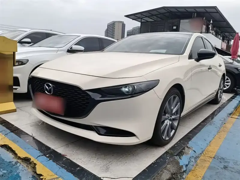 Mazda 3 Axela, 2021