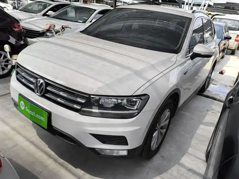 Volkswagen Tiguan L, 2018