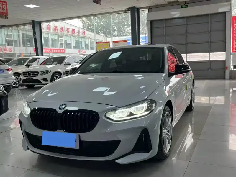 BMW 1 Series, 2021