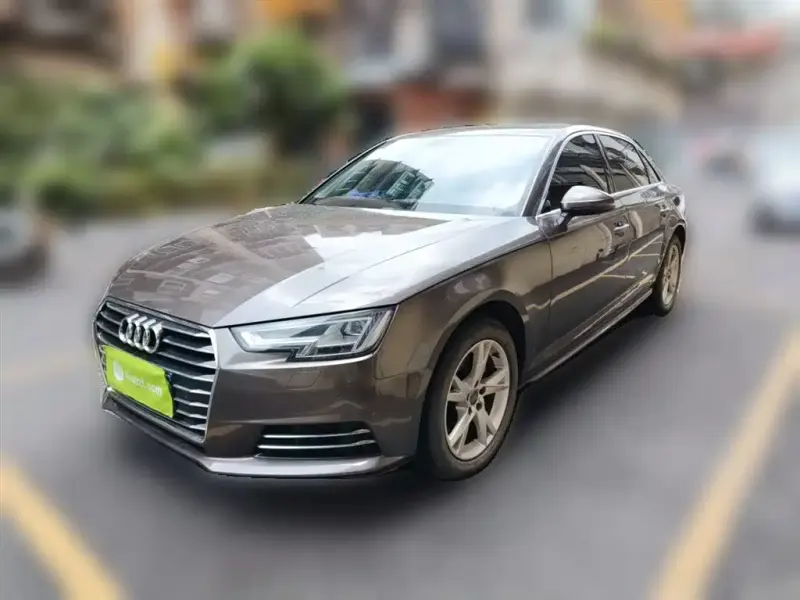 Audi A4L, 2018