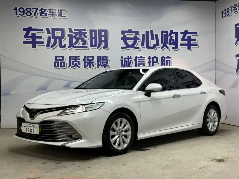Toyota Camry, 2020