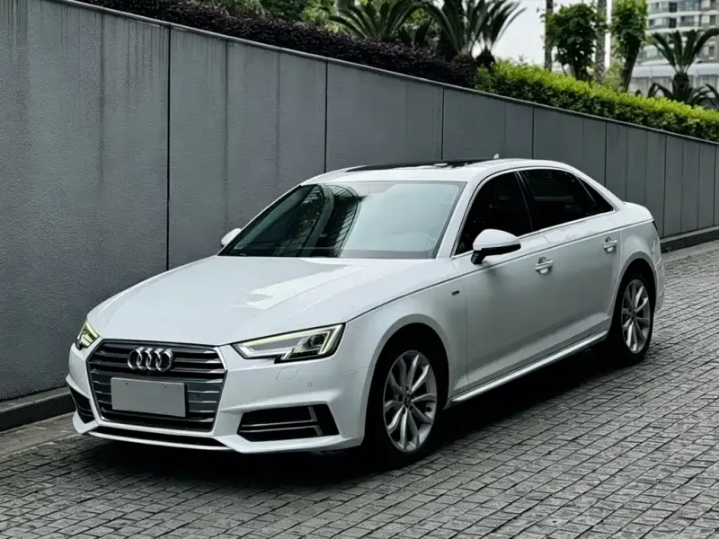 Audi A4L, 2018