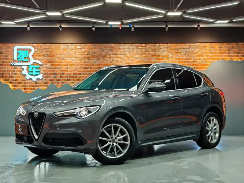 Alfa Romeo Stelvio, 2018