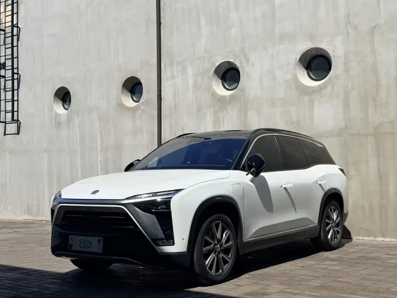 NIO ES8, 2021