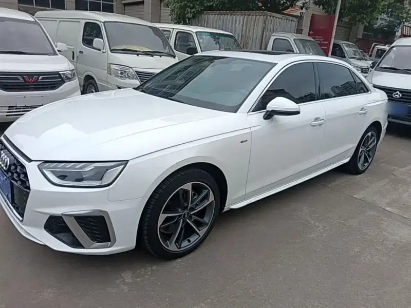 Audi A4L, 2022
