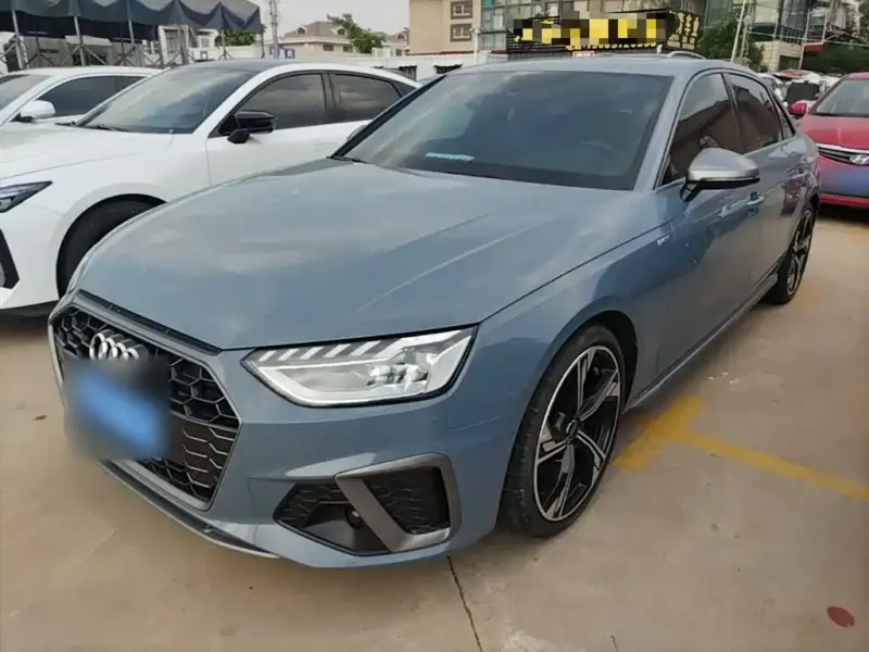Audi A4L, 2023
