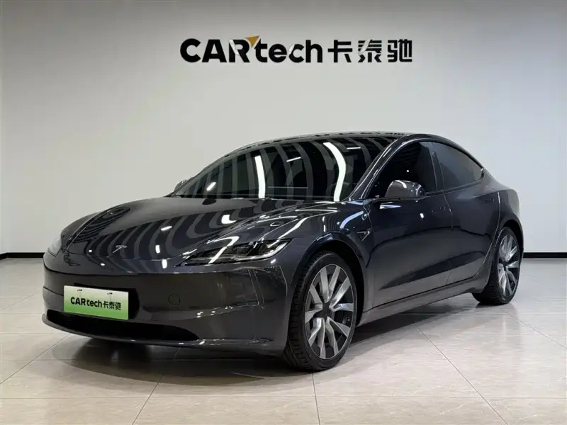 Tesla Model 3, 2024