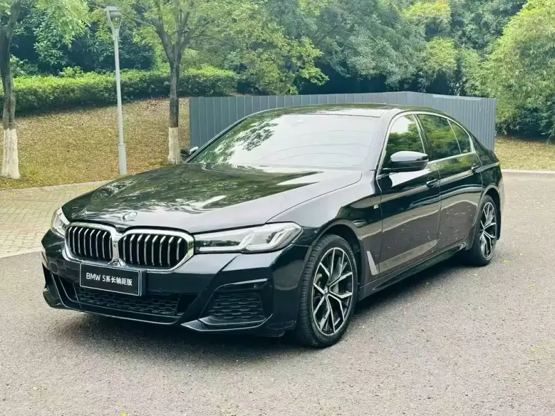 BMW 5 Series, 2022