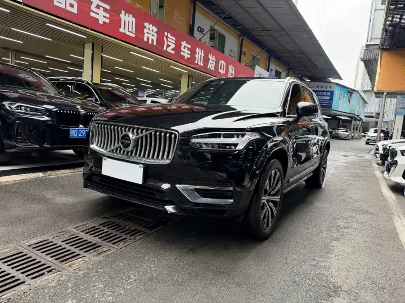 Volvo XC90, 2022