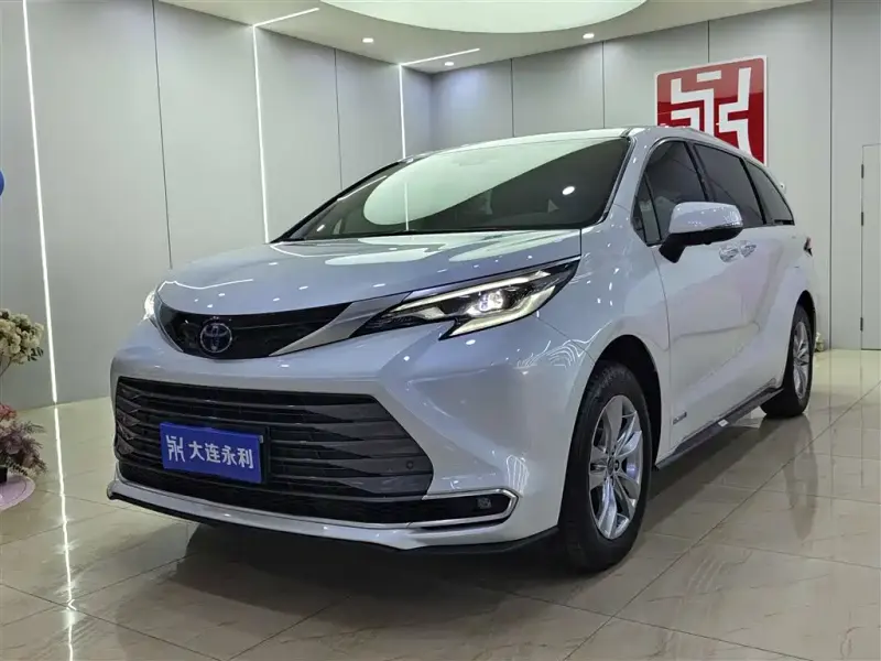 Toyota Sienna, 2022
