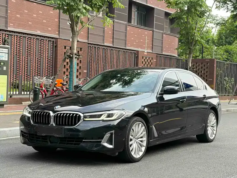 BMW 5 Series, 2022