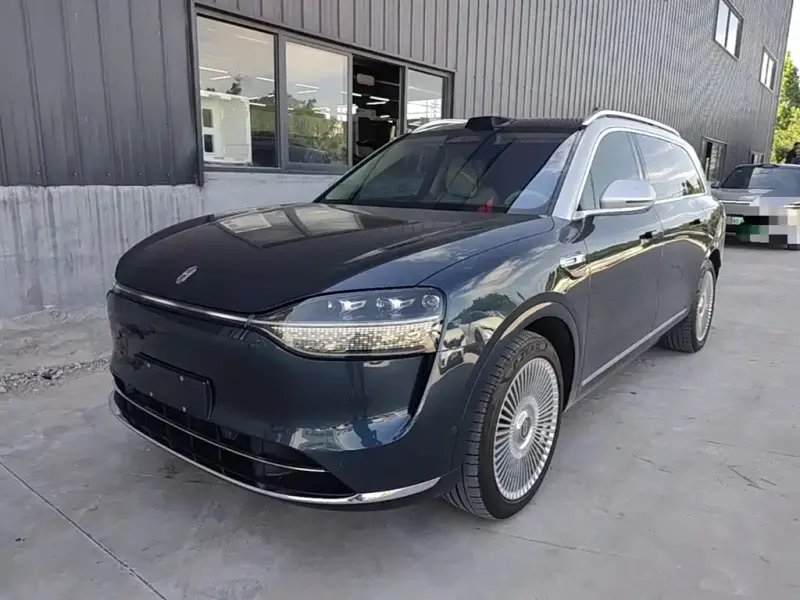 AITO M9, 2025