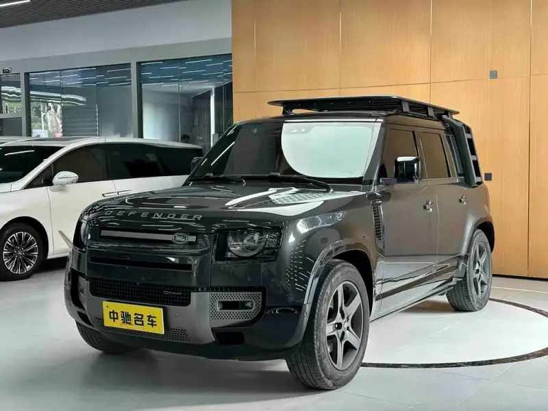 Land Rover Defender, 2023