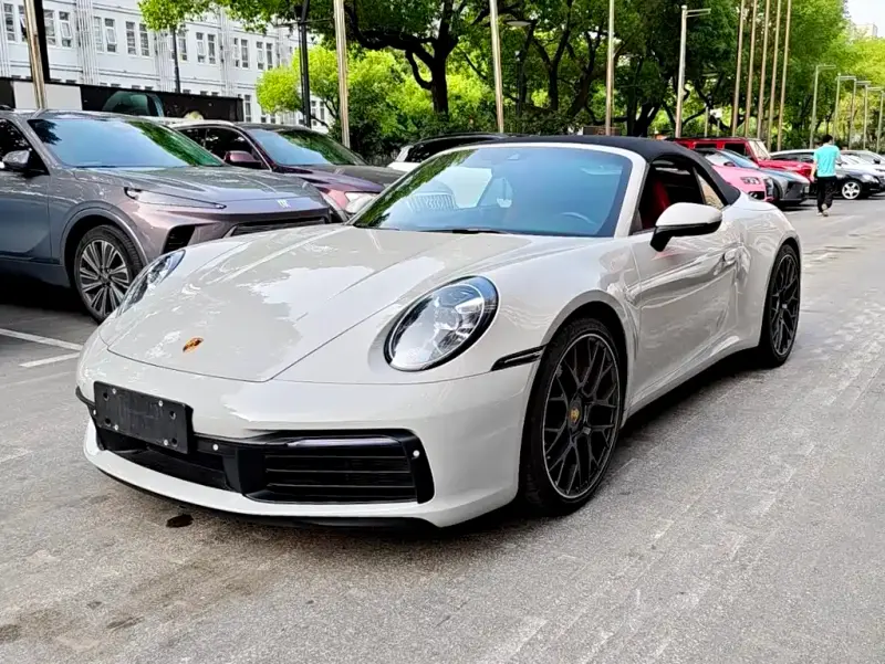 Porsche 911, 2023