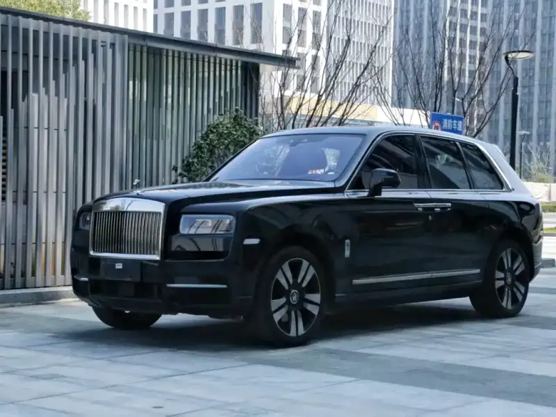 Rolls-Royce Cullinan, 2021