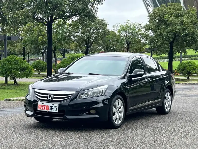 Honda Accord, 2011