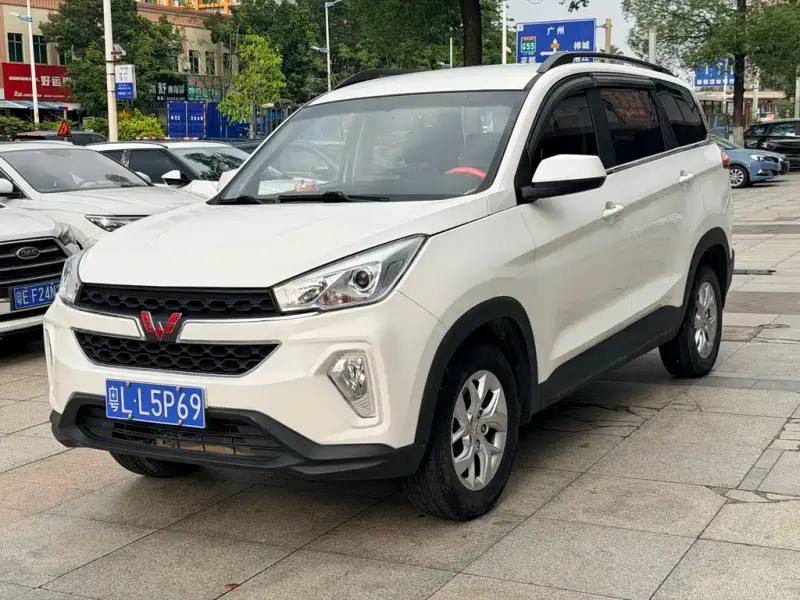 Wuling Hongguang S3, 2022