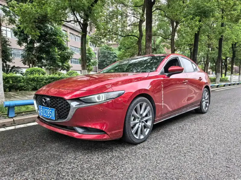 Mazda 3 Axela, 2022