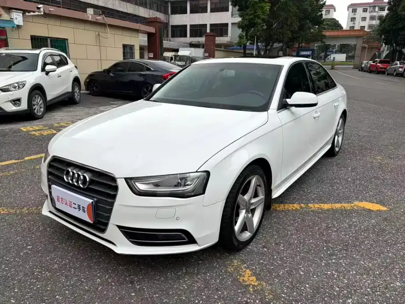 Audi A4L, 2014